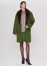 Parosh Cappotto Leak Con Collo Pelliccia e Cintura in Vita Verde