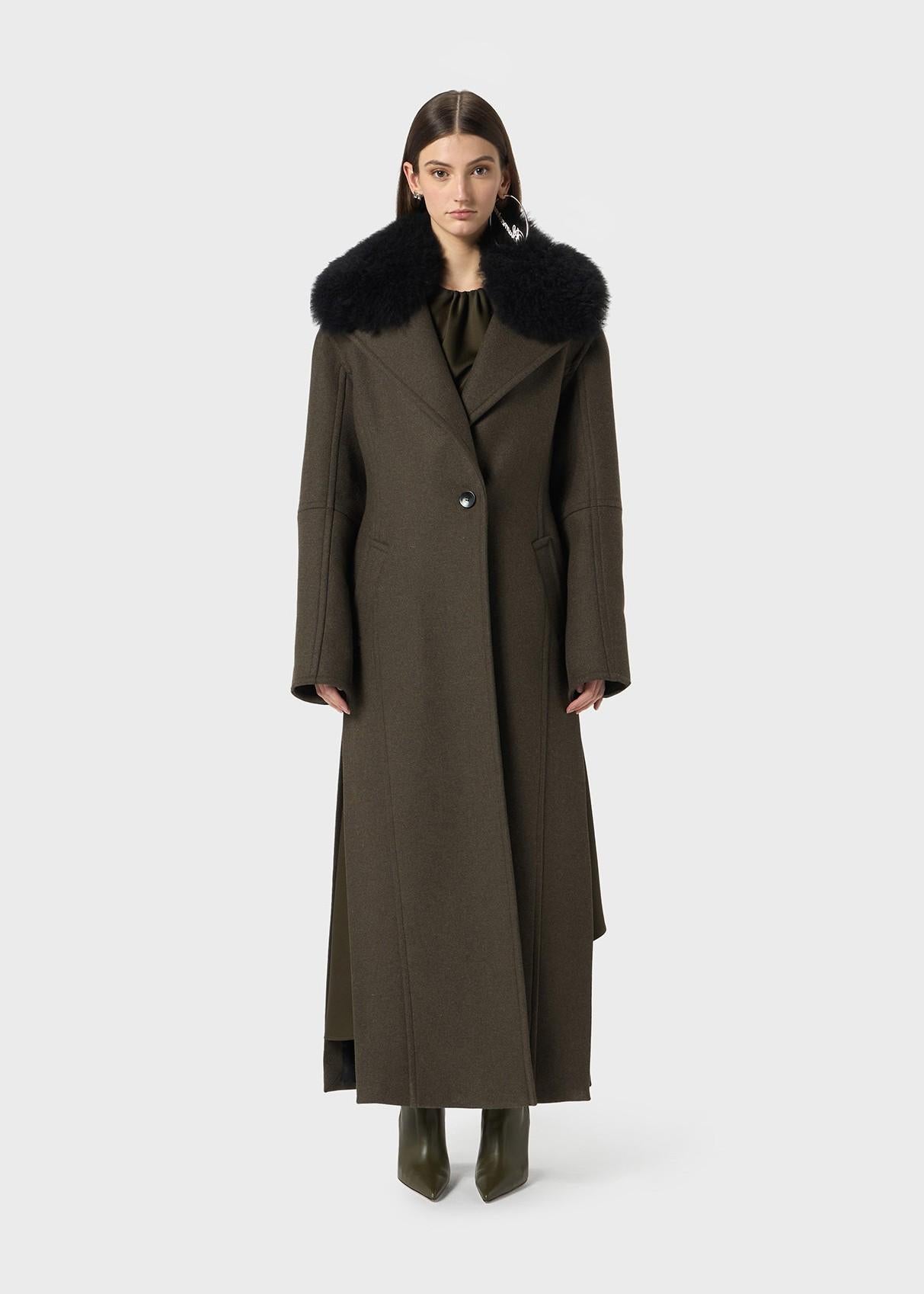 Cappotto lungo verde militare in lana con collo in pelliccia nero A522S099AN0523 BLUMARINE