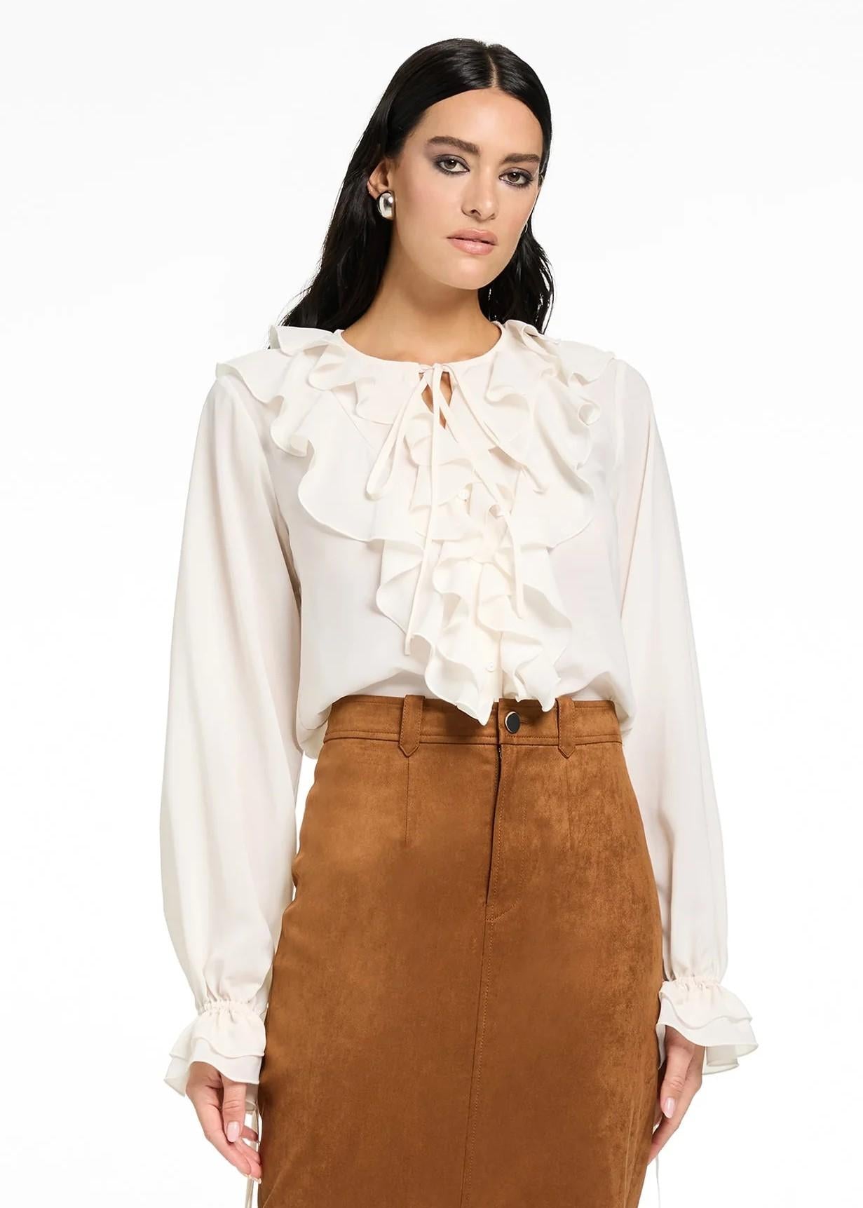 Camicia bianca a maniche lunghe con volant TR6514T093IVORY TOCCIN