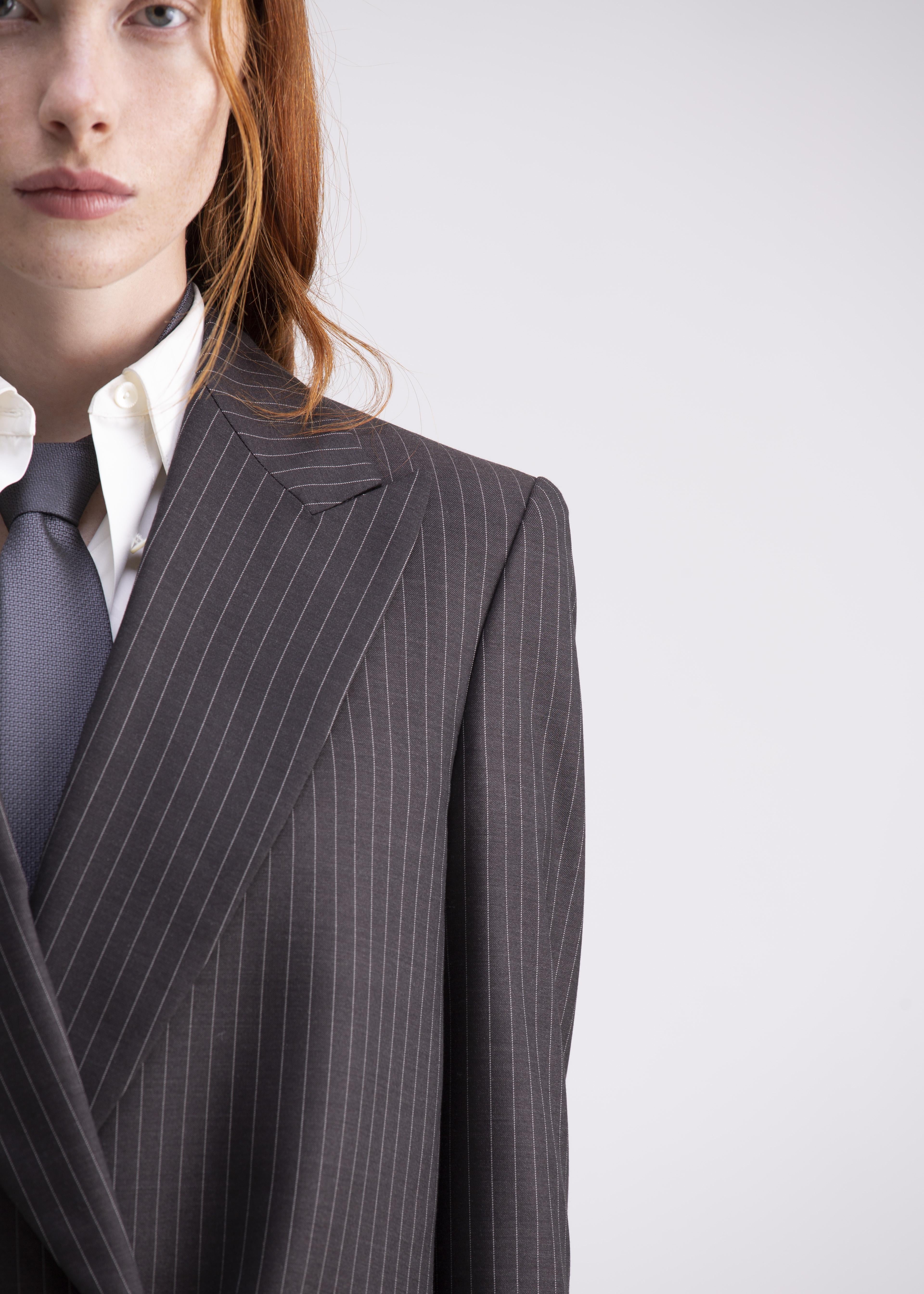 Giacca doppiopetto dritta gessata grigia scura GC01ROA1011920 GENTE