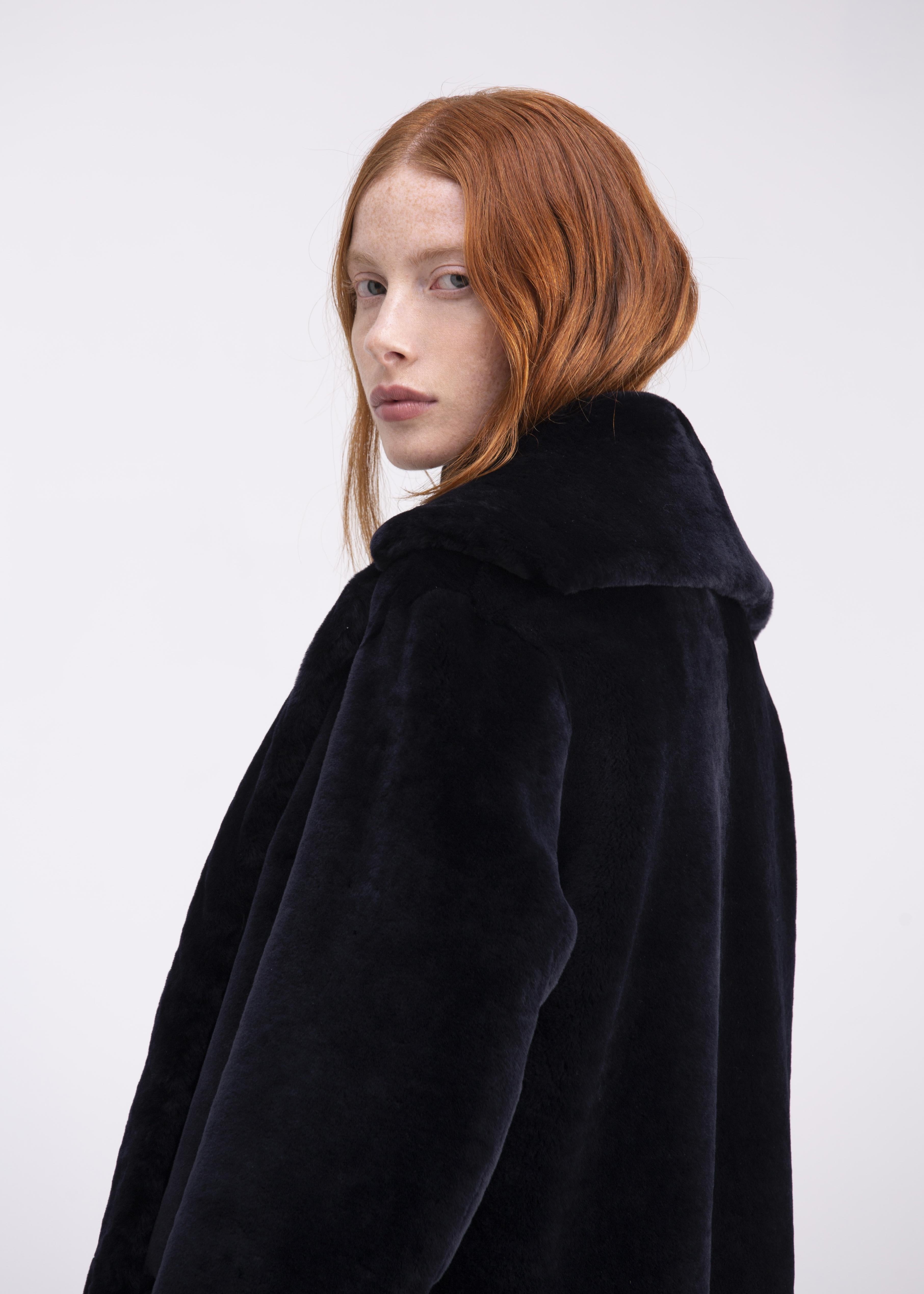 Cappotto in Castor Merino blu notte con collo PL01BLU GENTE