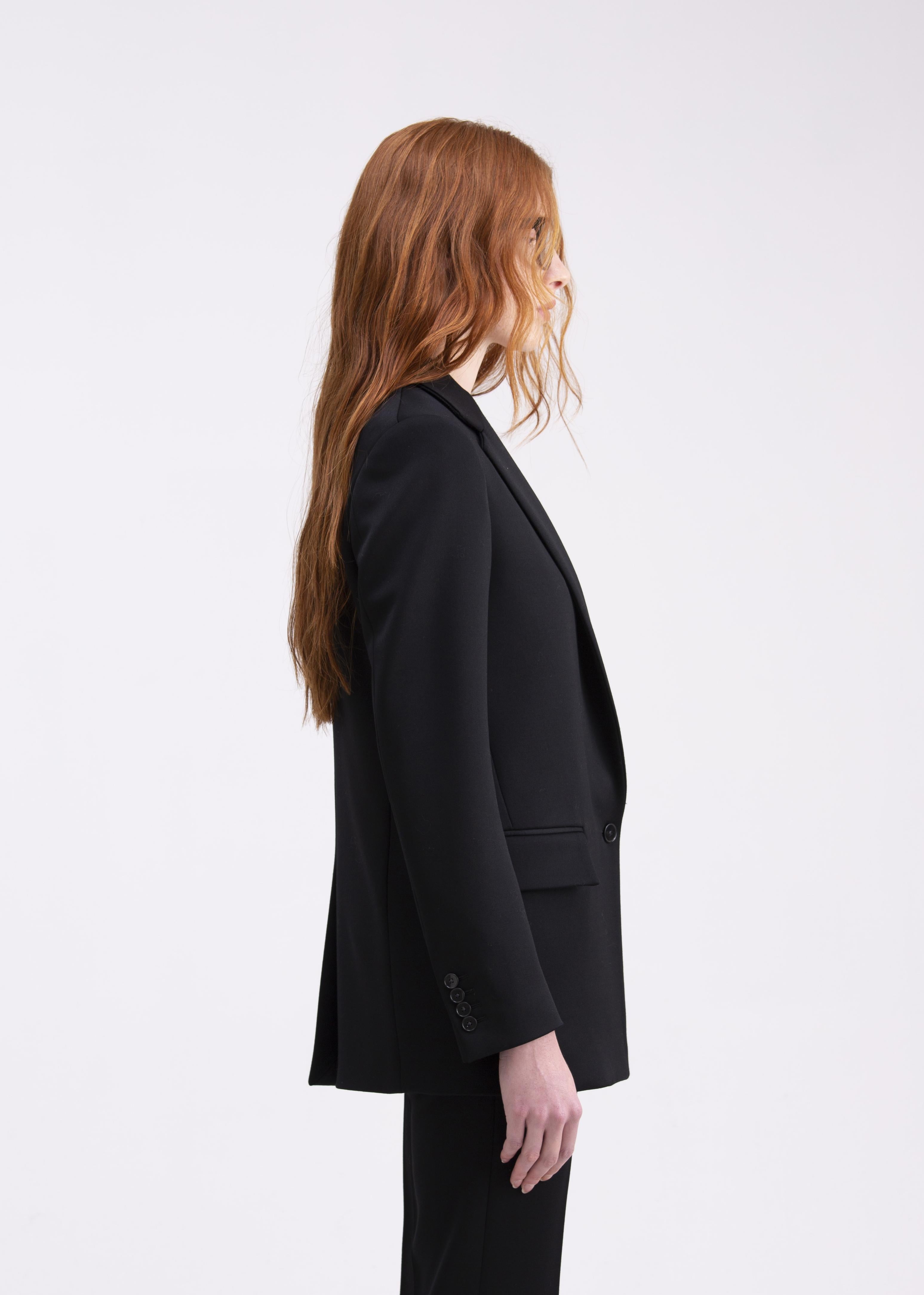 Giacca monopetto nera dal taglio sartoriale GC08-23ROA1023999 GENTE