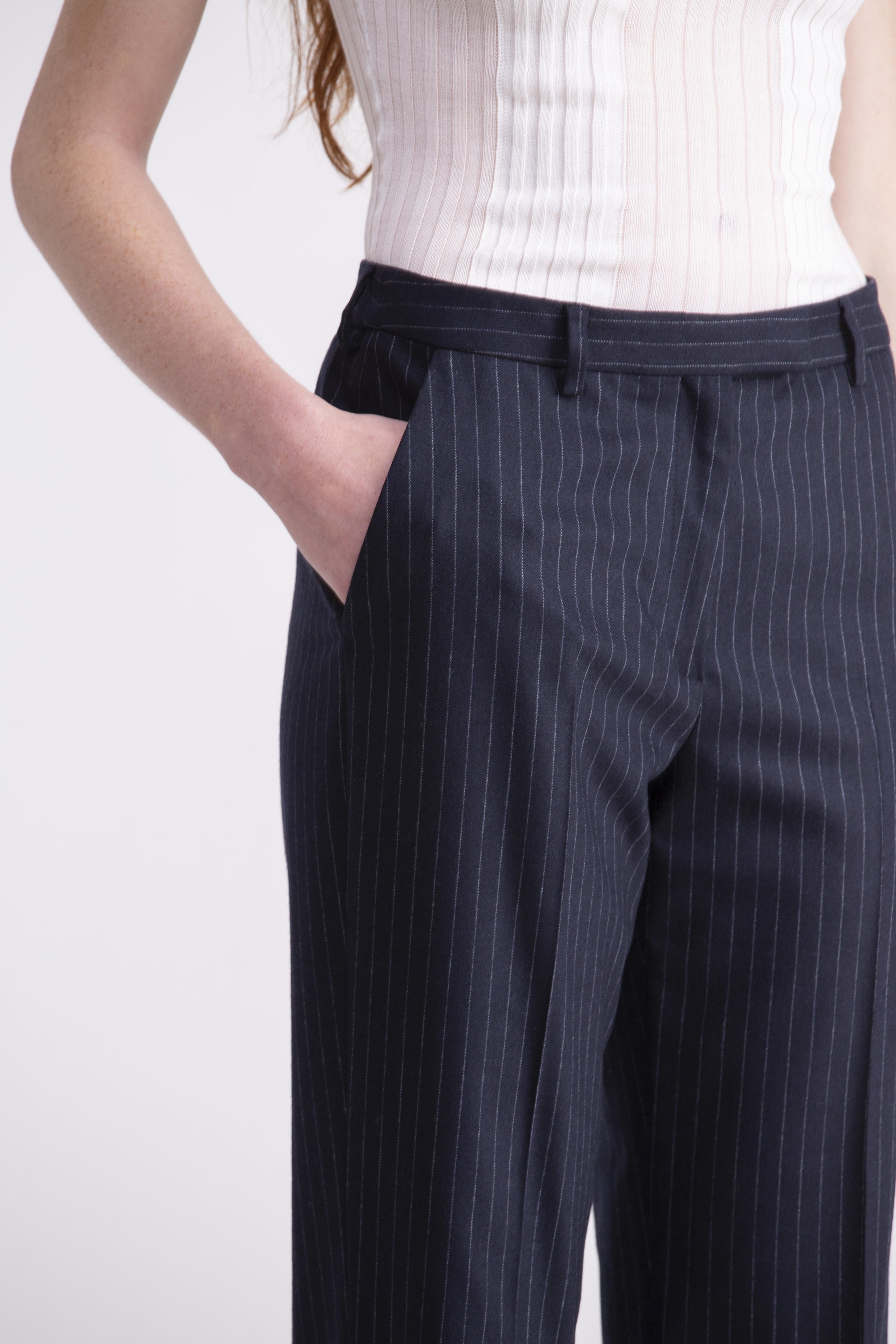 Pantaloni dritti gessati  blu scuro PN01ROA1014910 GENTE