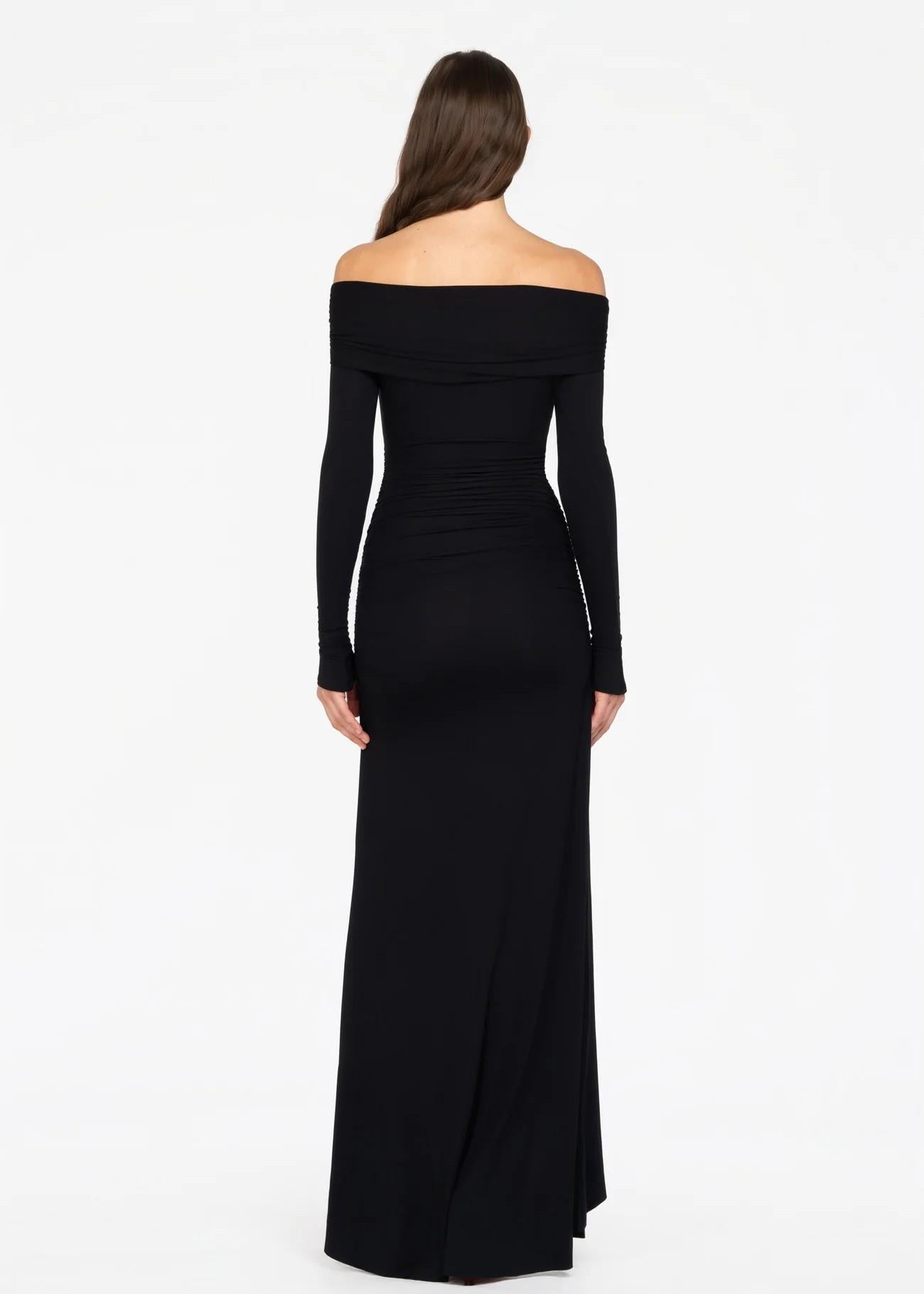 abito lungo nero off-shoulder in viscosa 8790R10002 LES FILLES D'EVA