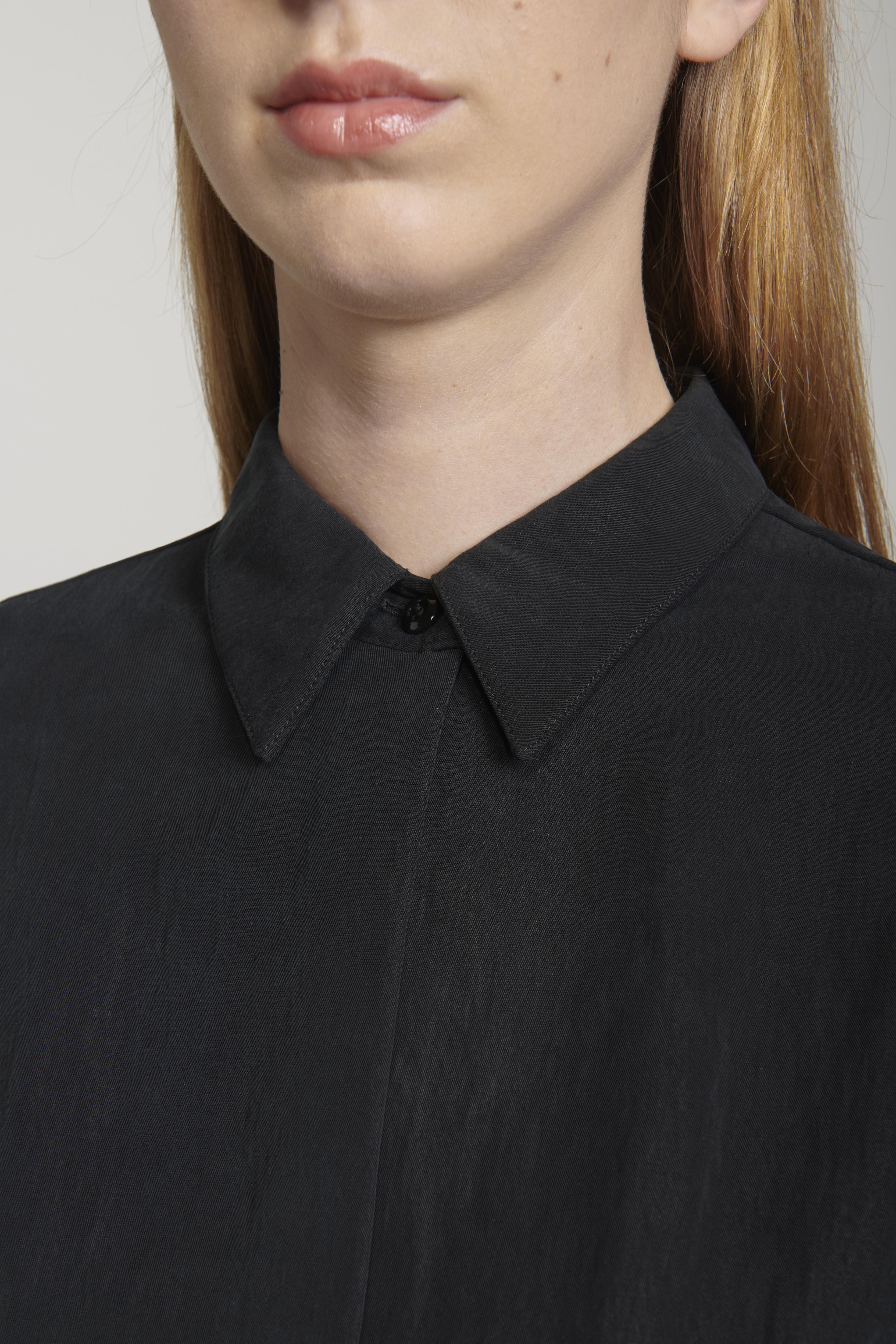 Camicia nera taglio dritto 22SGDSH202NERO GENTE