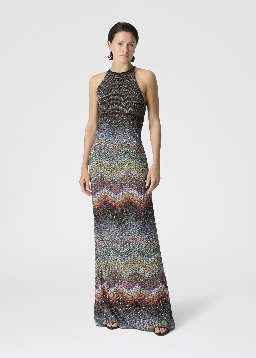 Abito lungo multicolor con scollo all'americana in maglia zig zag con paillettes DS26SG05BC005YS72P0 MISSONI