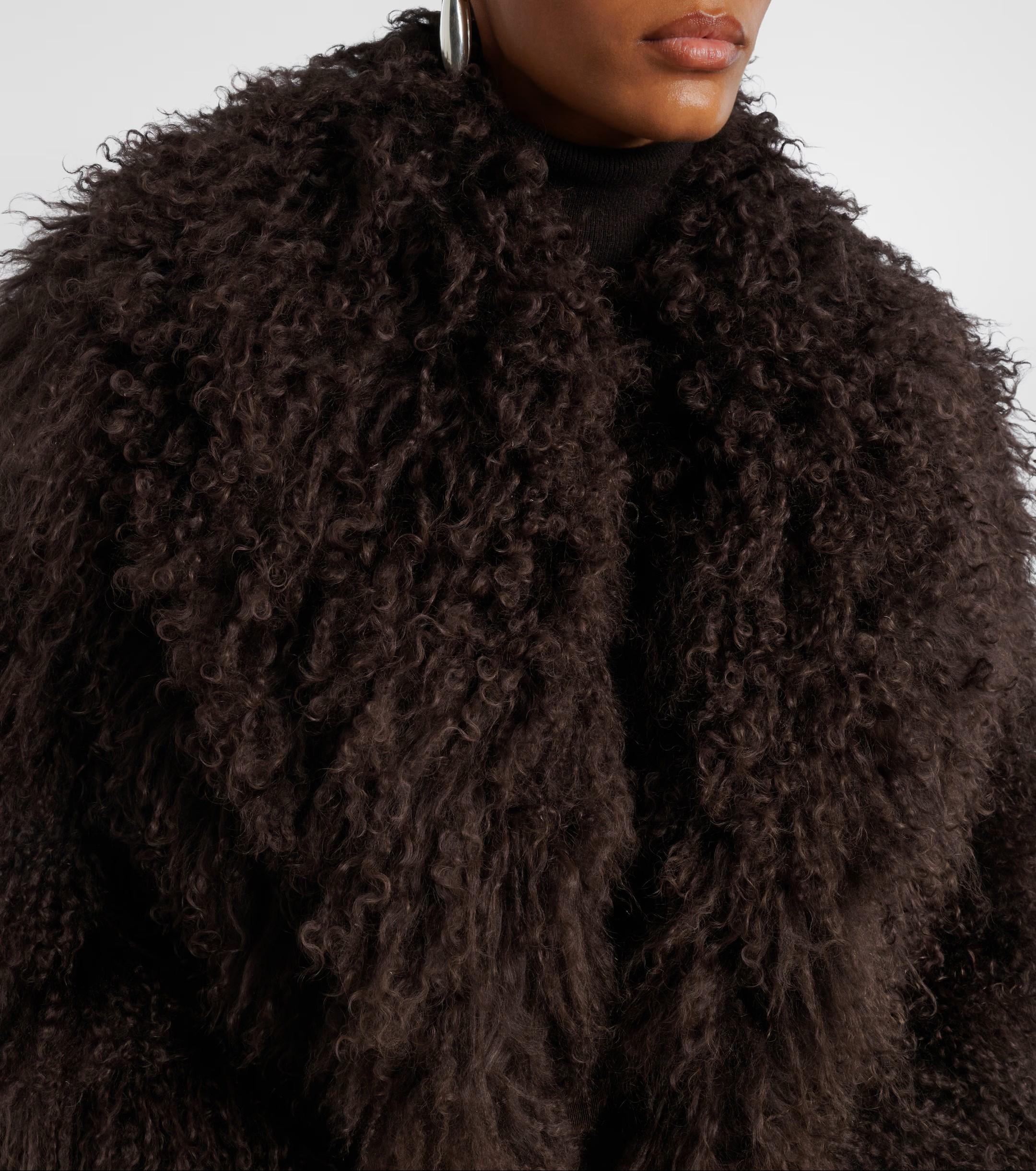 Giacca corta in mongolia color cioccolato WYV62668AGMOA2009 YVES SALOMON