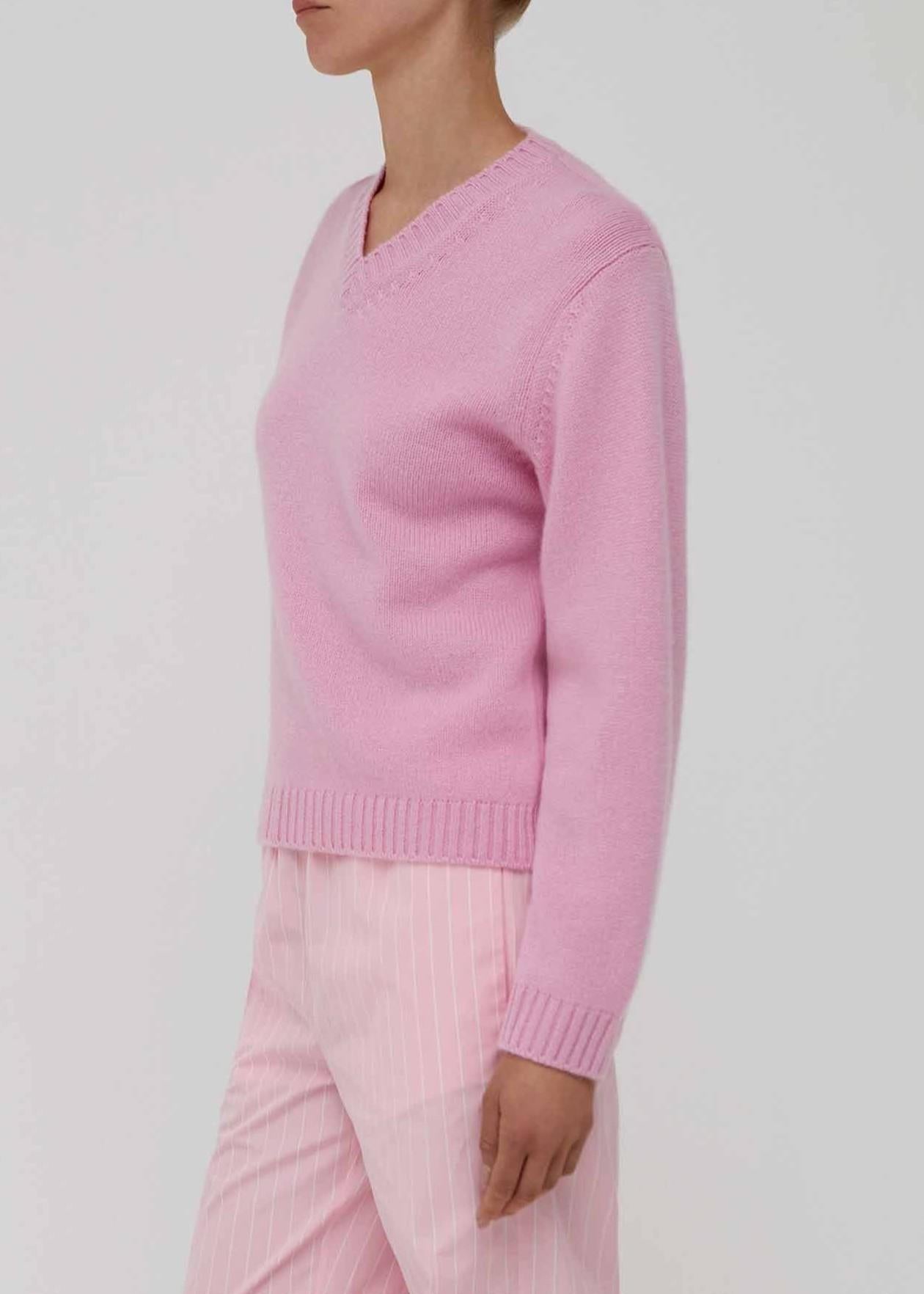 Maglione rosa 100% cashmere con scollo a V AM41PINK AMIYA