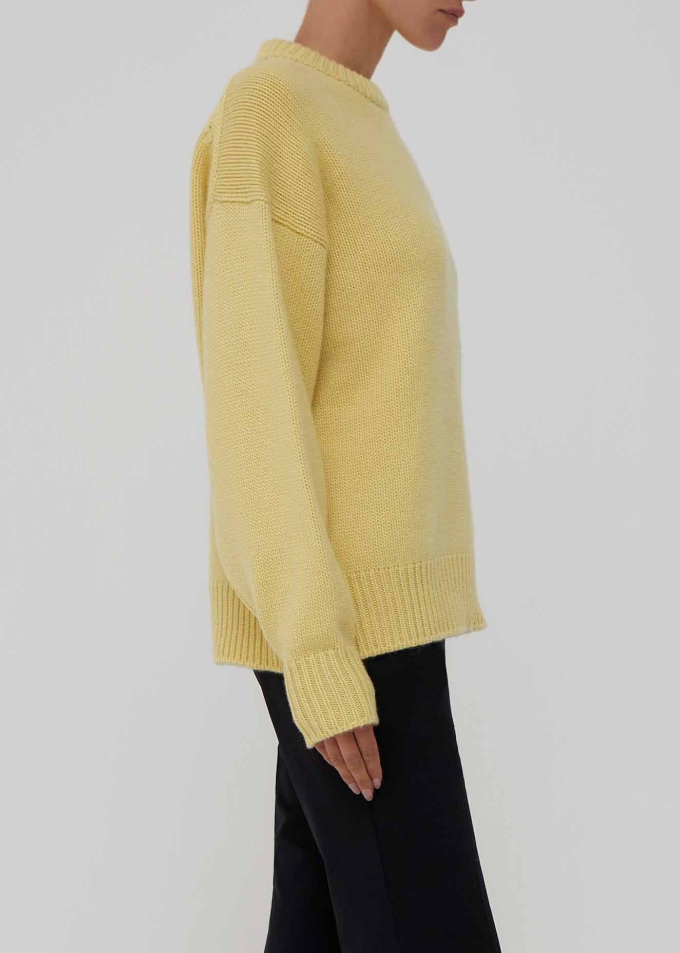 Maglione in cashmere giallo modello over AM41YUZU AMIYA