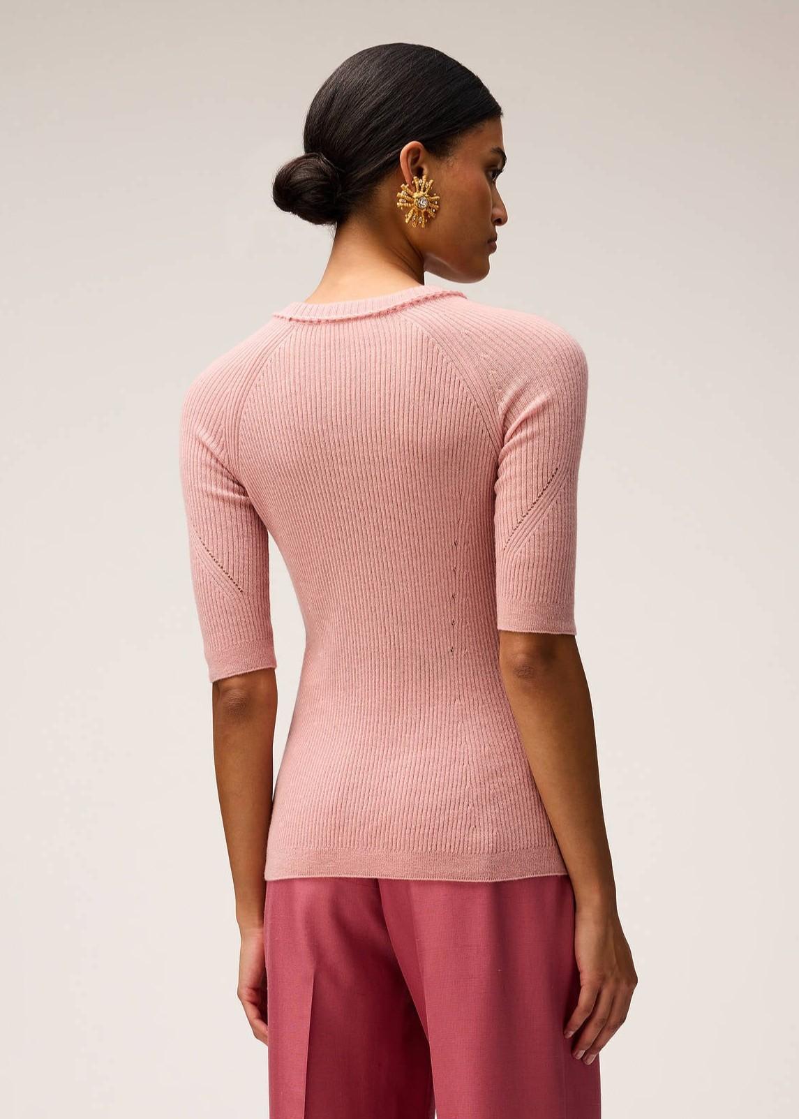 T-shirt in maglia di cashmere leggero a coste con dettaglio uncinetto rosa 03WKNTO157WS05PNR168 RETORI