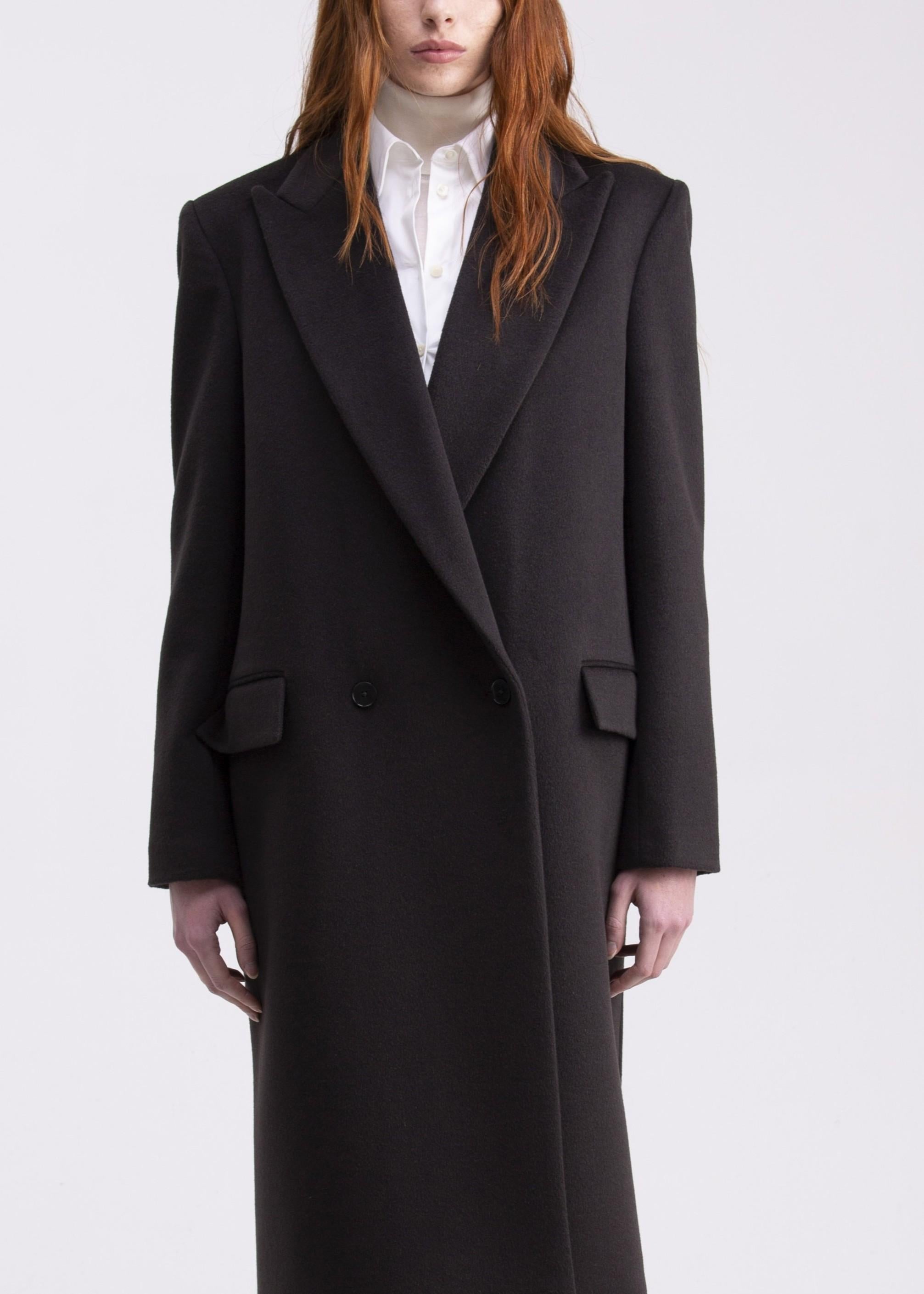 Cappotto lungo marrone dalla costruzione strutturata CP01ROA1026450 GENTE