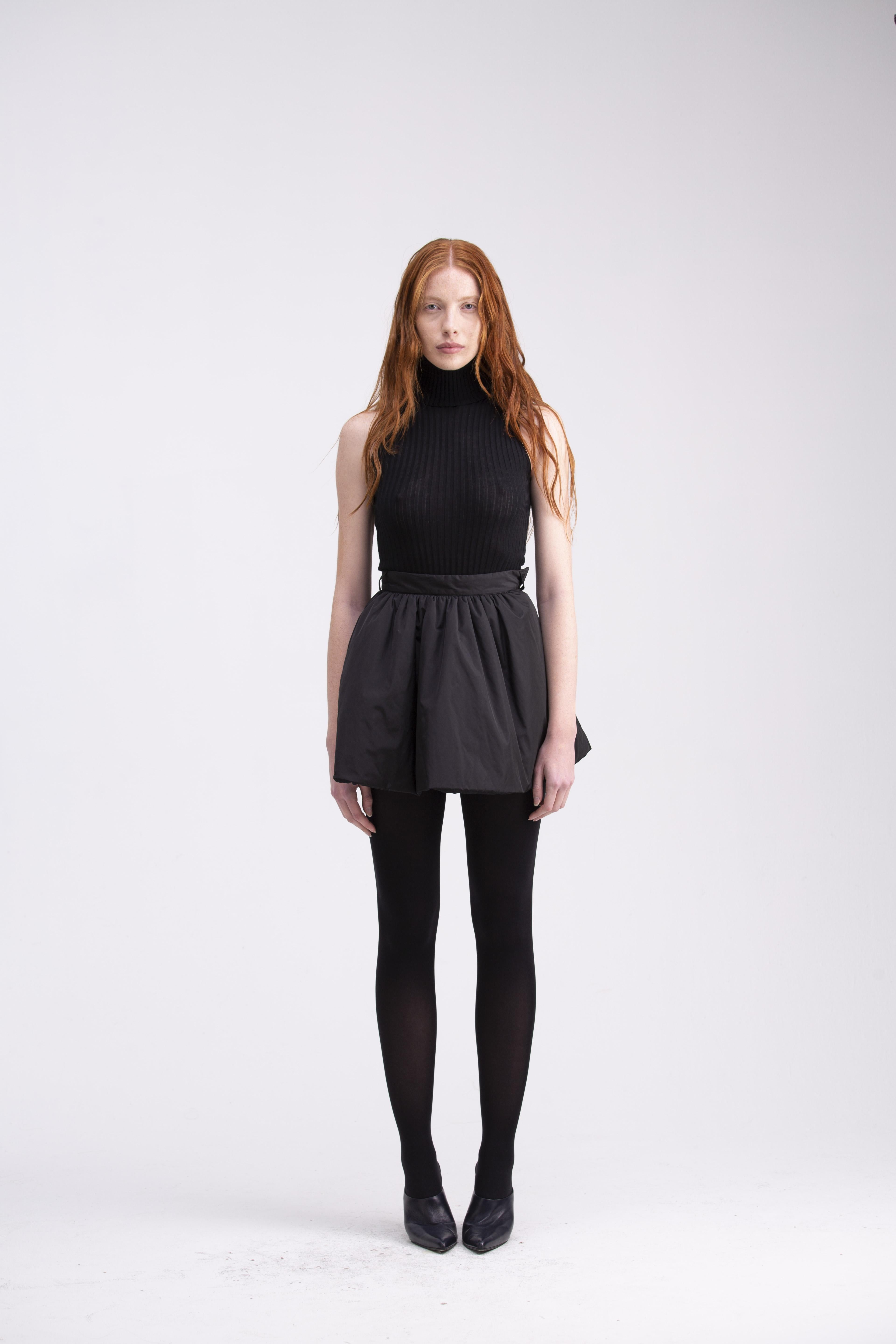 Mini gonna imbottita nera GN04ROA1010999 GENTE