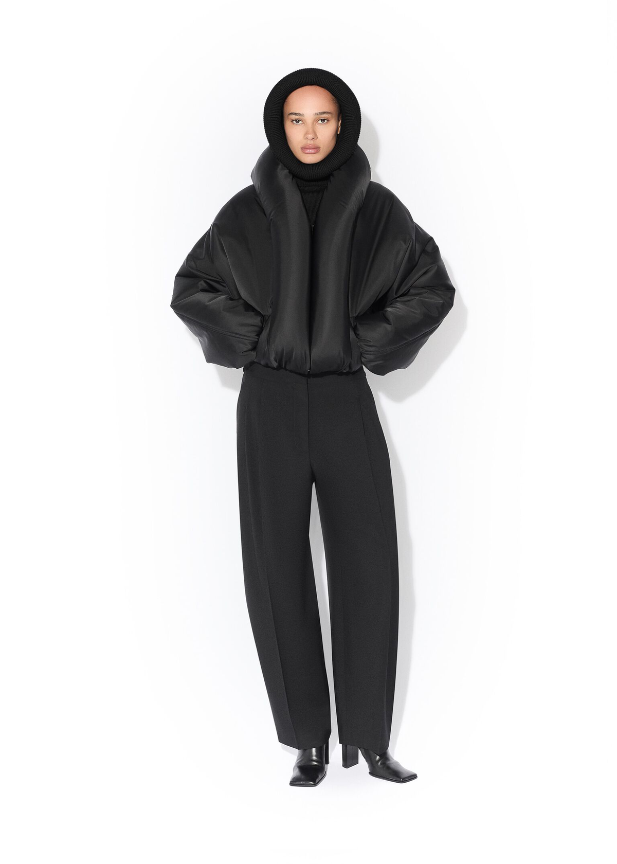 Bomber imbottito in taffetà nero AA9V1163T448B995 ALAÏA