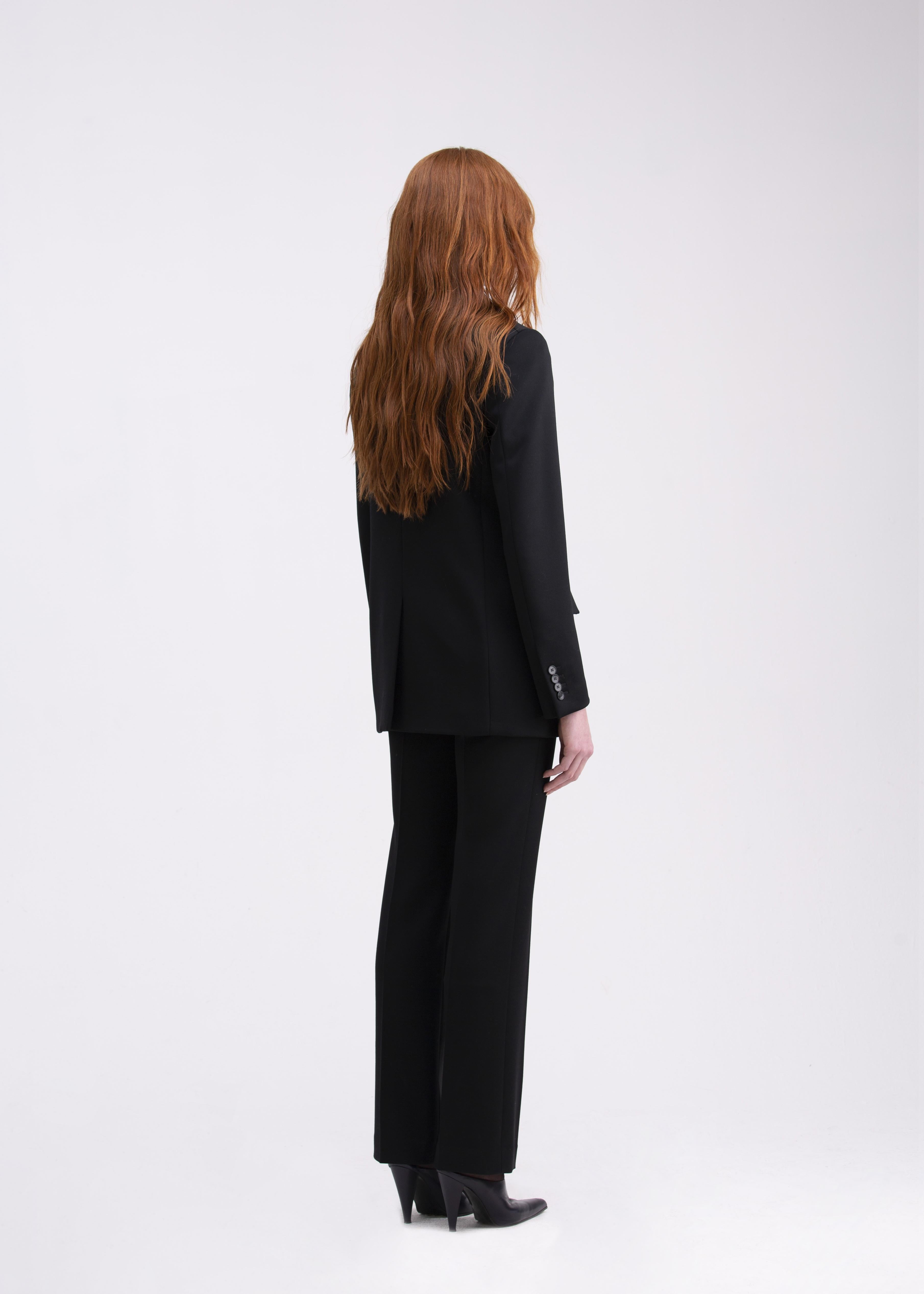 Giacca monopetto nera dal taglio sartoriale GC08-23ROA1023999 GENTE