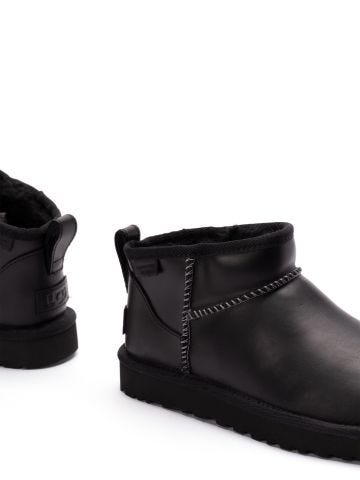 Classic Ultra black leather boots