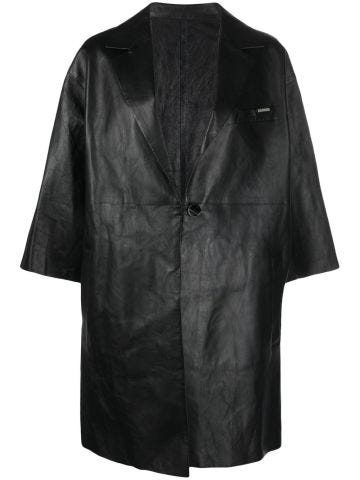 Black single-breasted leather jacket