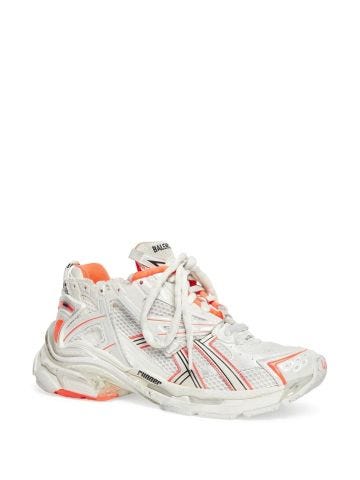 Runner trainers in white and orange